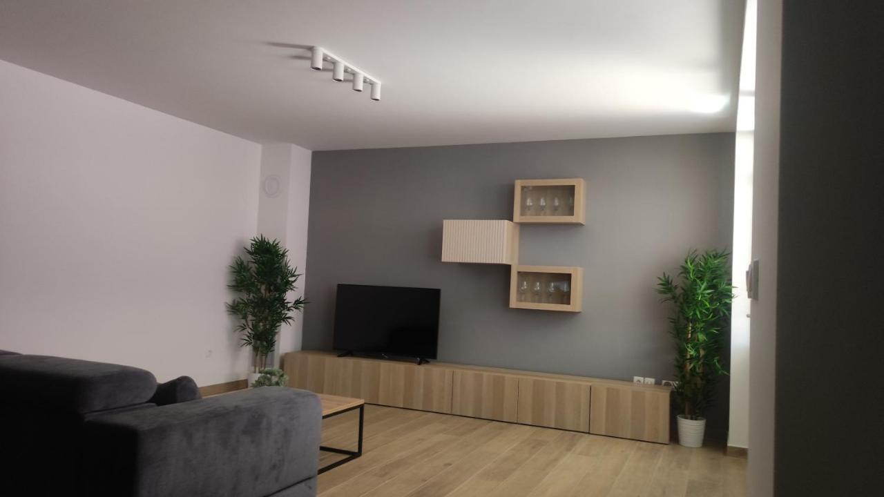 Parenzo Premium Apartment ポレッチ エクステリア 写真